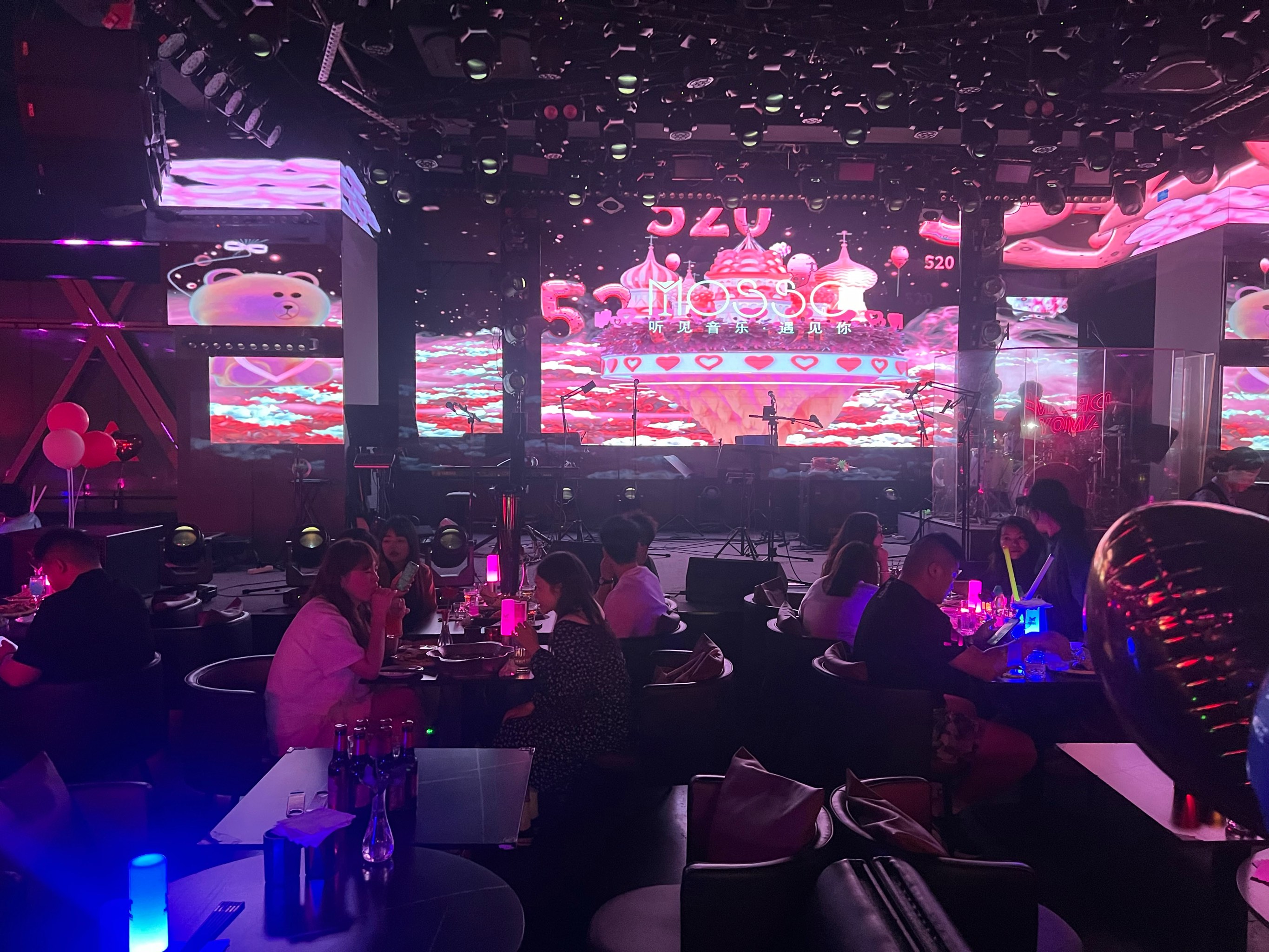 乌鲁木齐商务ktv推荐低端场所选择-头屯河区ktv预定